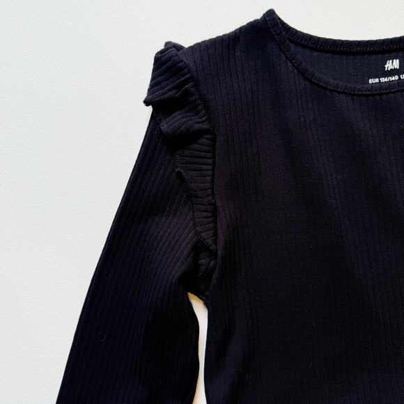 H&M ribbed black dress long sleeve ruffled shoulders size 8/10Y - Picture 4 of 6